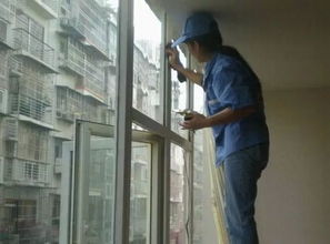 冠源家政 專業(yè)家庭保潔，服務(wù)團隊有保障